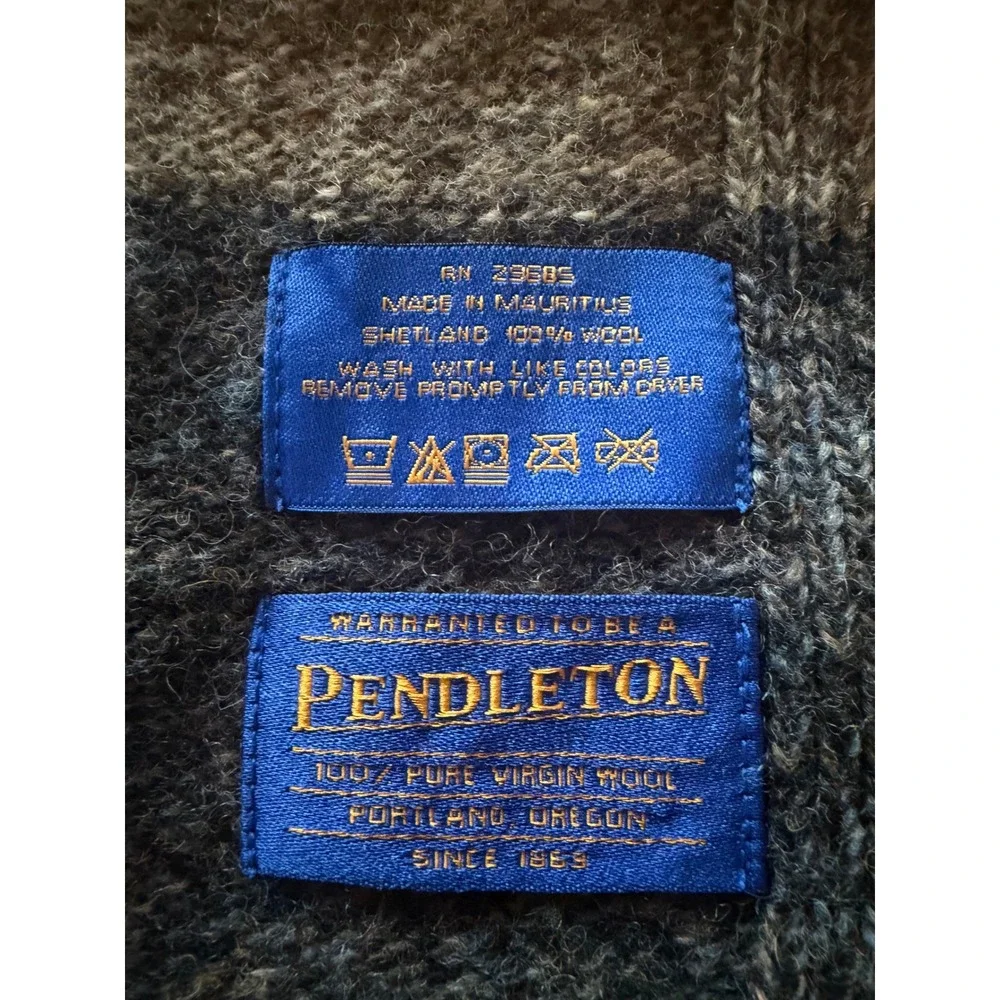 Pendleton Mens Striped Wool Scarf Grey Beige 100% Virgin Shetland Wool RN 23605